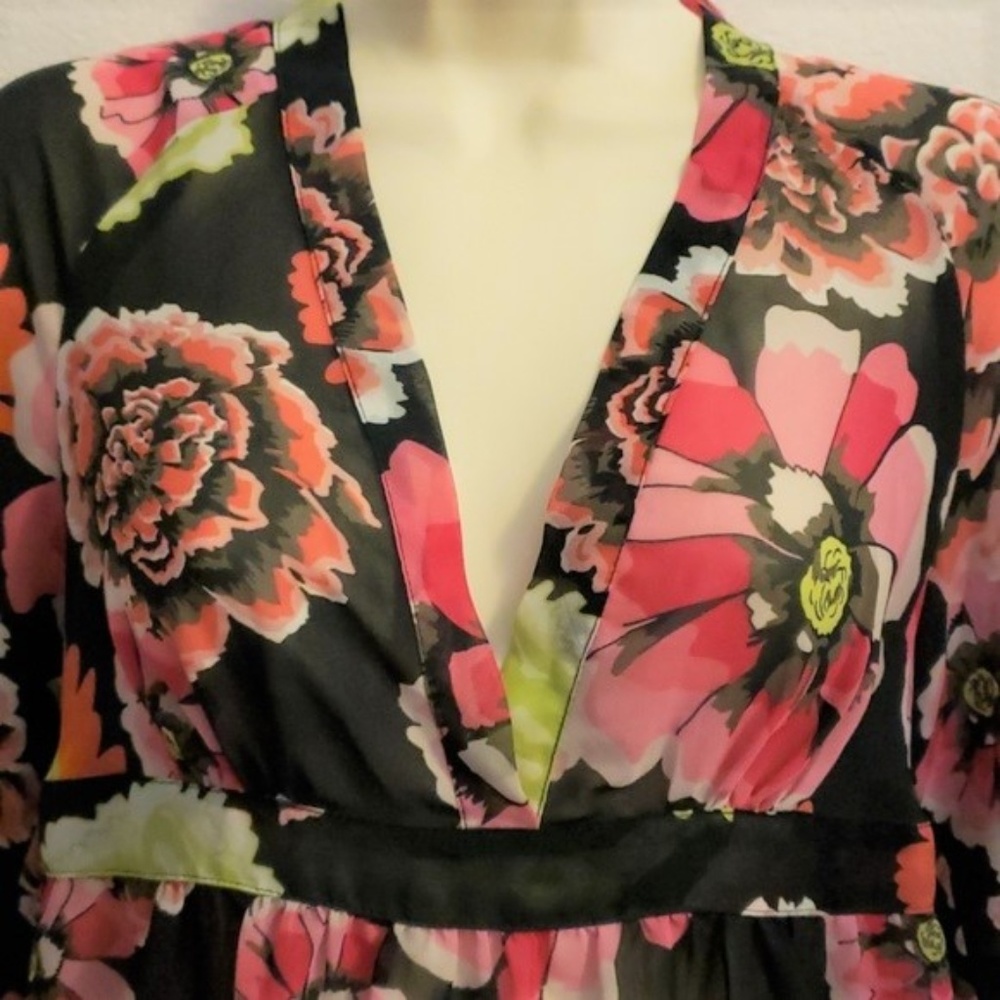 Cabi XS Sheer Floral Blouse/Swimsuit Coverup - Picture 2 of 6